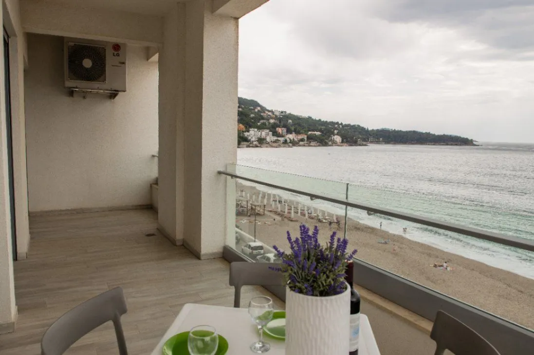 Rent, two bedroom apartment, 93m², Sutomore, Bar