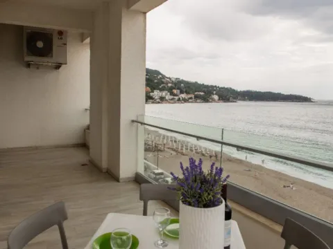 Rent, two bedroom apartment, 93m², Sutomore, Bar - image 5