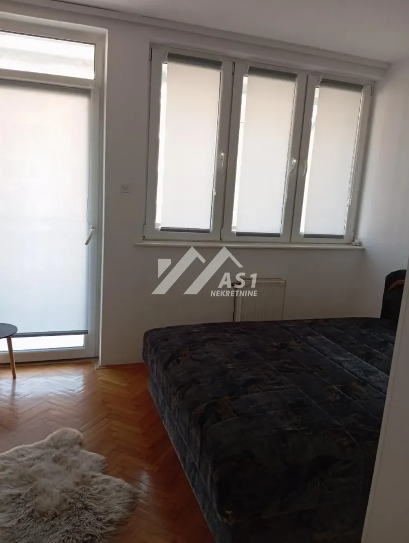 Izdavanje, dvosoban stan, 45m², Nova Detelinara, Novi Sad Sve Podlokacije