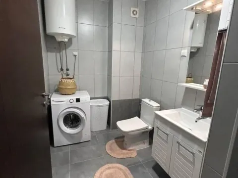 Prodaja, dvosoban stan, 105m², Petrovac, Budva - image 18