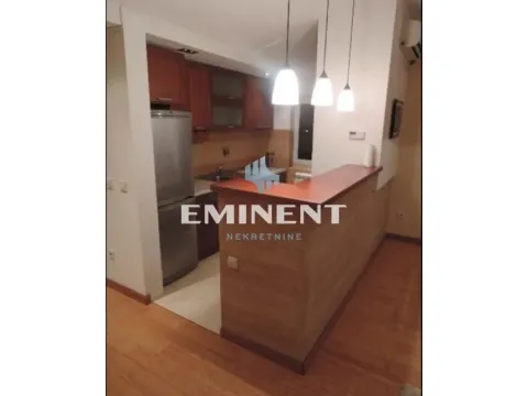 Izdavanje, trosoban stan, 100m², Savski Venac, Beograd - image 3