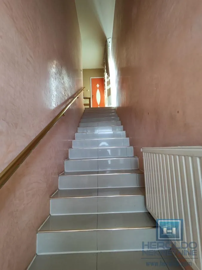 Prodaja, kuća, 203m², Jagodina, Srbija