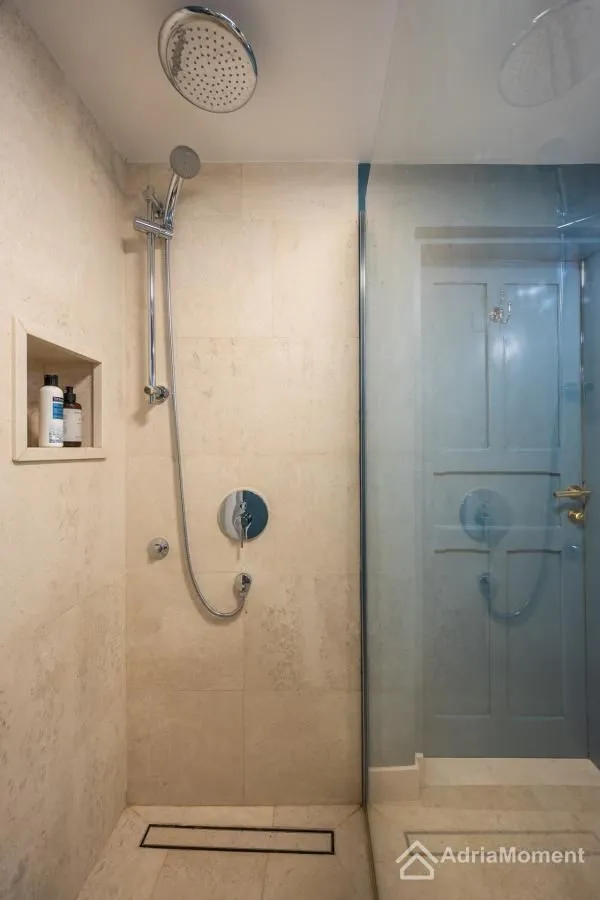Prodaja, kuća, 92m², Kamenari, Herceg Novi