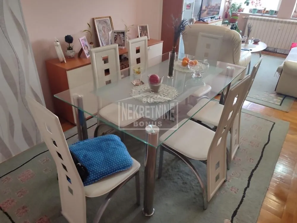 Prodaja, dvosoban stan, 51m², Prozivka, Subotica