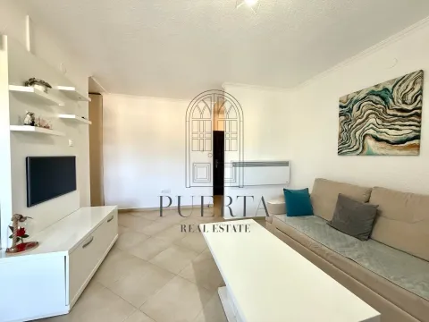 Sale, one bedroom apartment, 40m², Blok 5, Podgorica - image 4