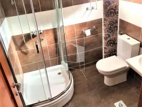 Rent, house, 220m², Konik, Podgorica - image 8