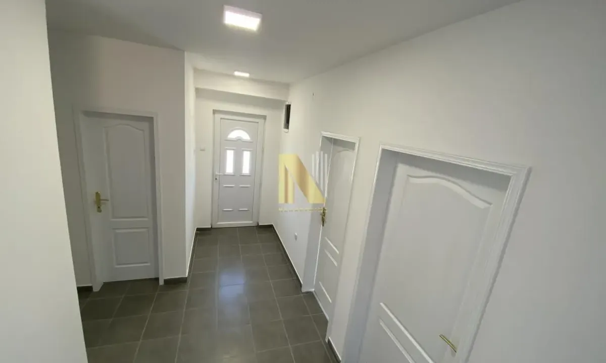 Prodaja, kuća, 105m², Petrovaradin, Novi Sad