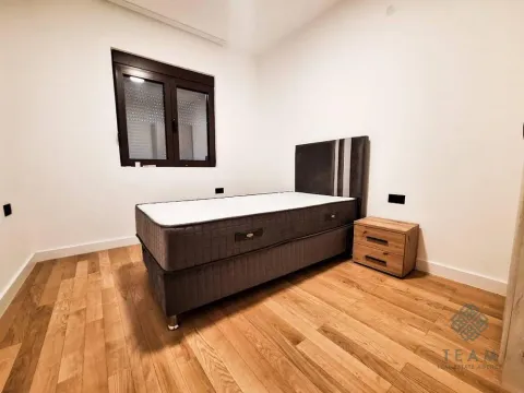 Prodaja, kuća, 200m², Donji Kokoti, Podgorica - image 16