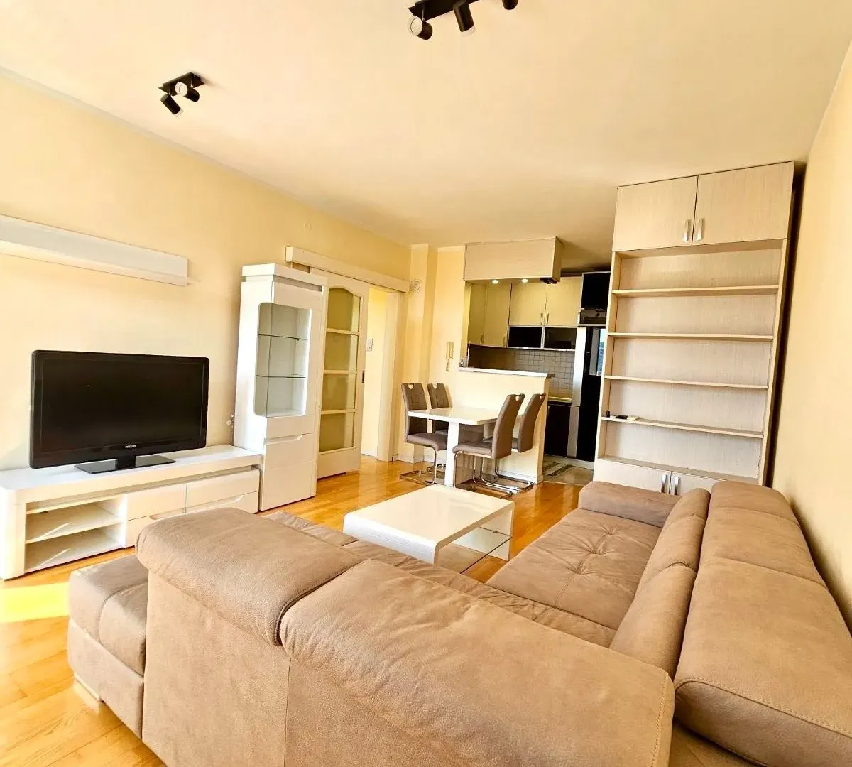 Rent, one bedroom apartment, 50m², Preko Morače, Podgorica
