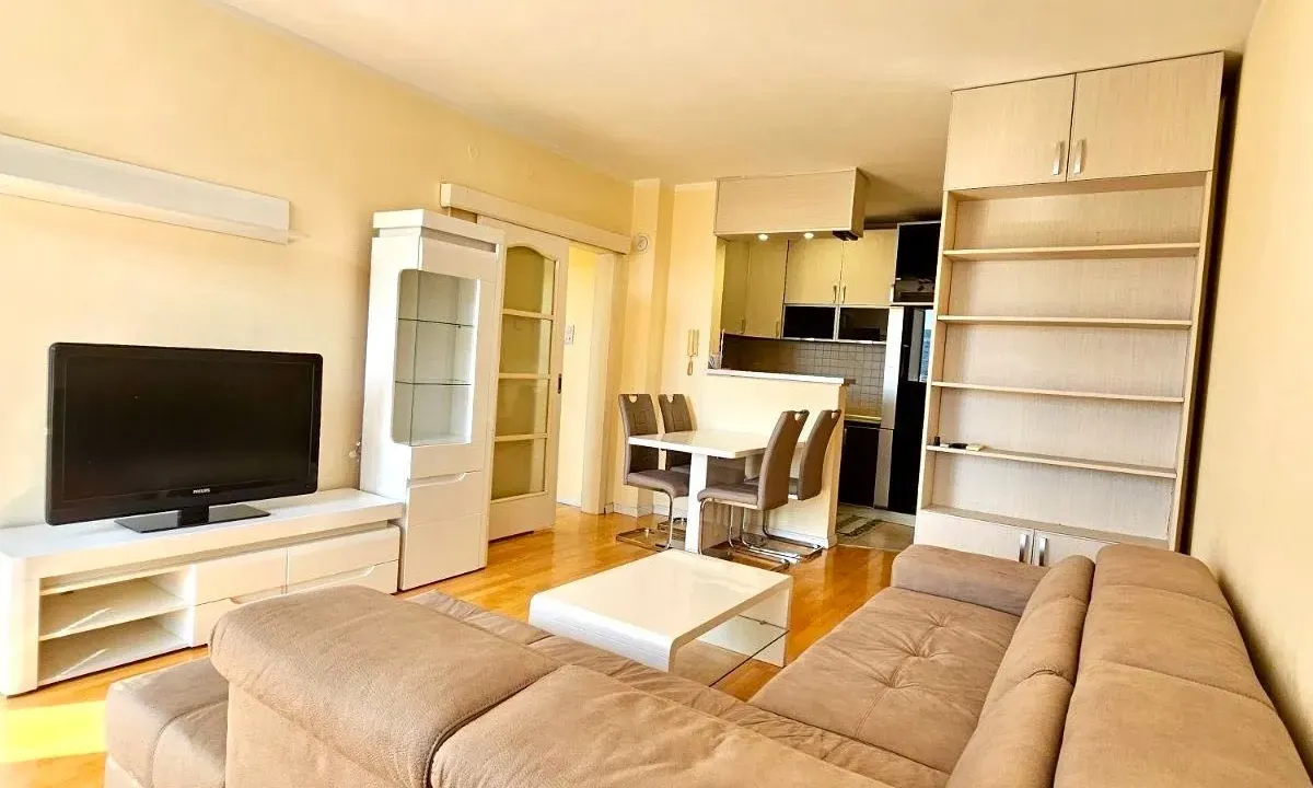 Rent, one bedroom apartment, 50m², Preko Morače, Podgorica