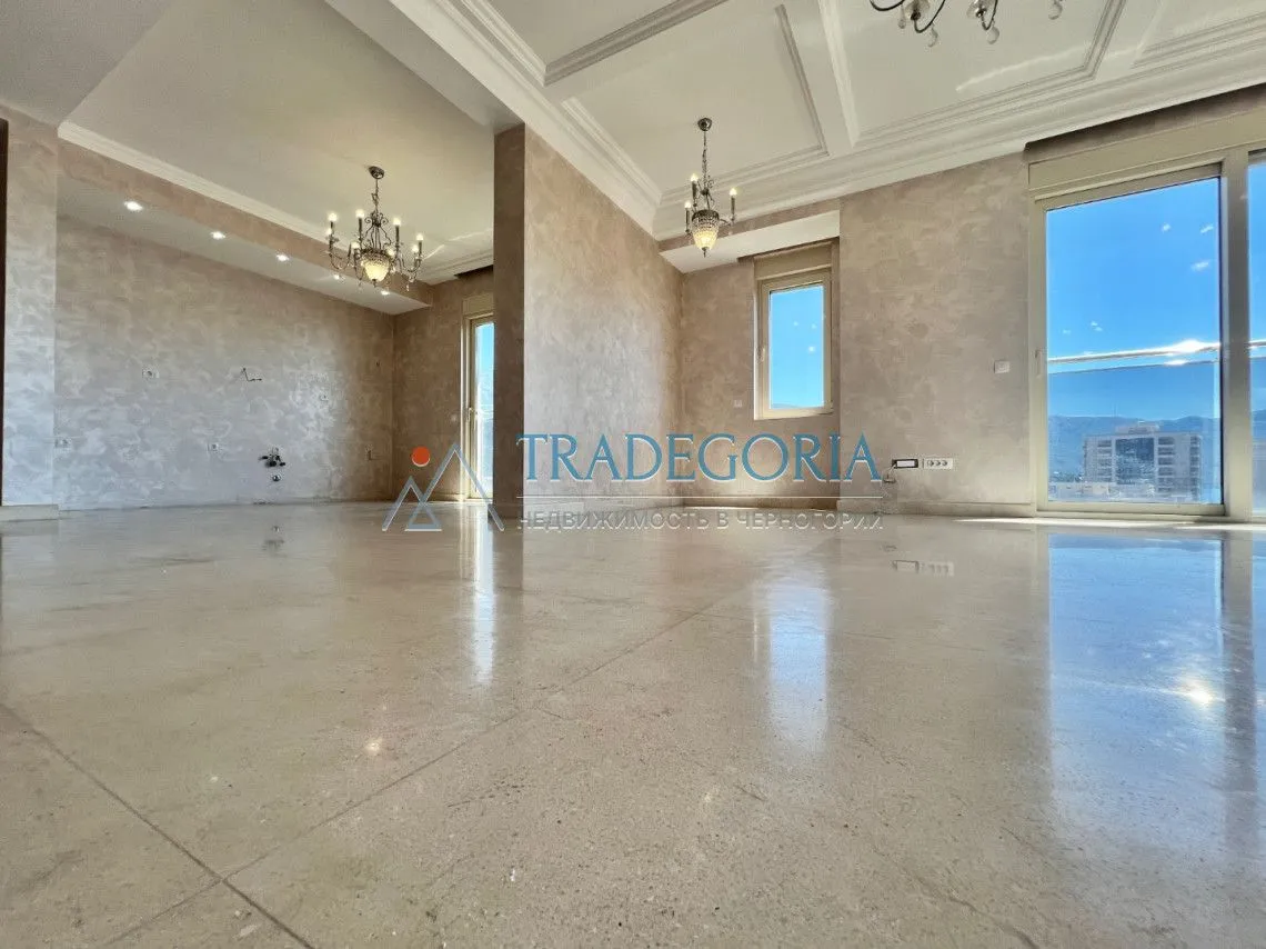 Prodaja, trosoban stan, 640m², Budva, Crna Gora