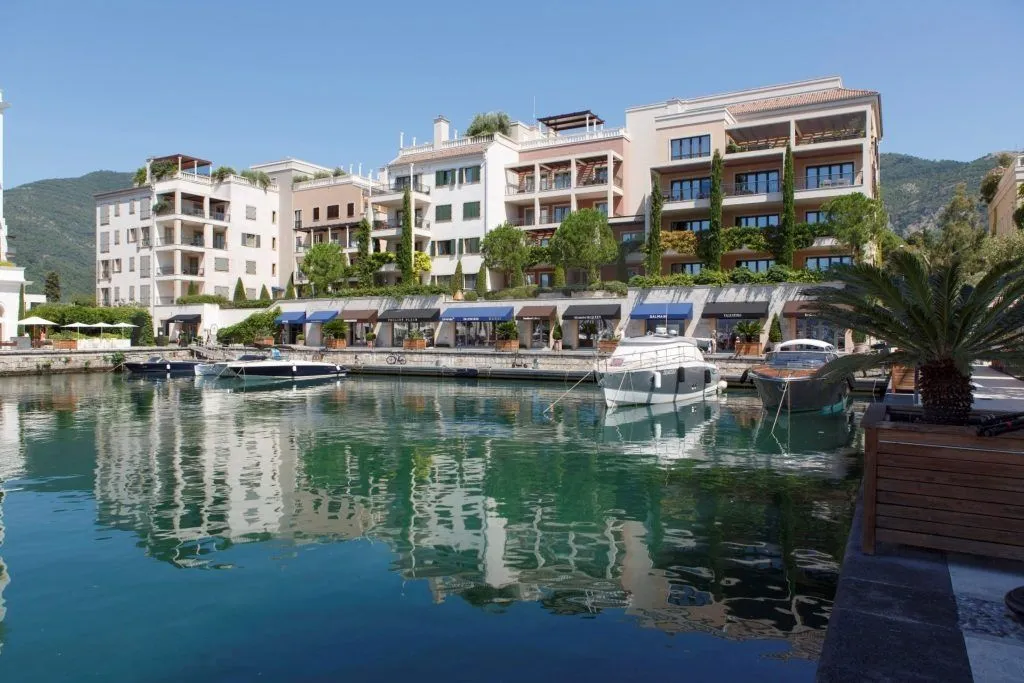 Rent, three bedroom apartment, 258m², Porto Montenegro, Tivat