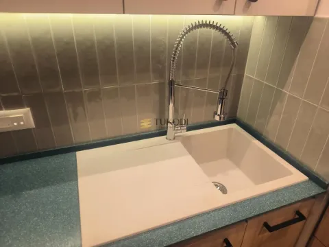 Rent, two bedroom apartment, 75m², Savski Venac, Beograd - image 9