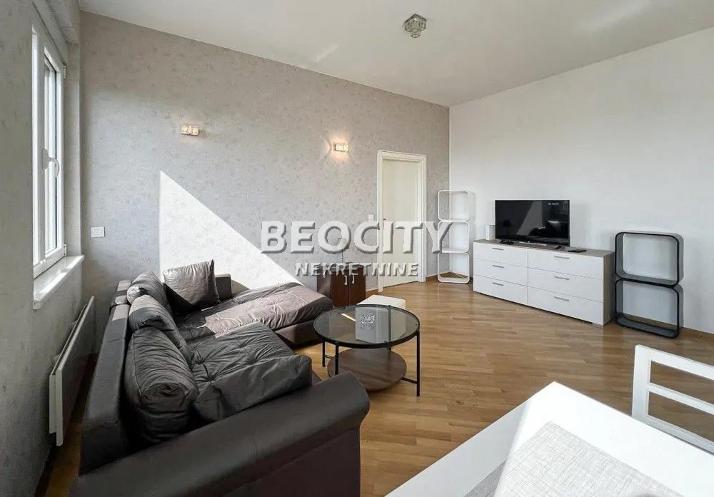 Izdavanje, dvosoban stan, 54m², Knez Mihajlova Centar, Centar Sve Podlokacije