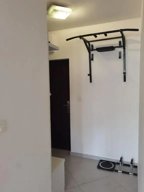 Izdavanje, dvosoban stan, 44m², Integralovo, Nikšić