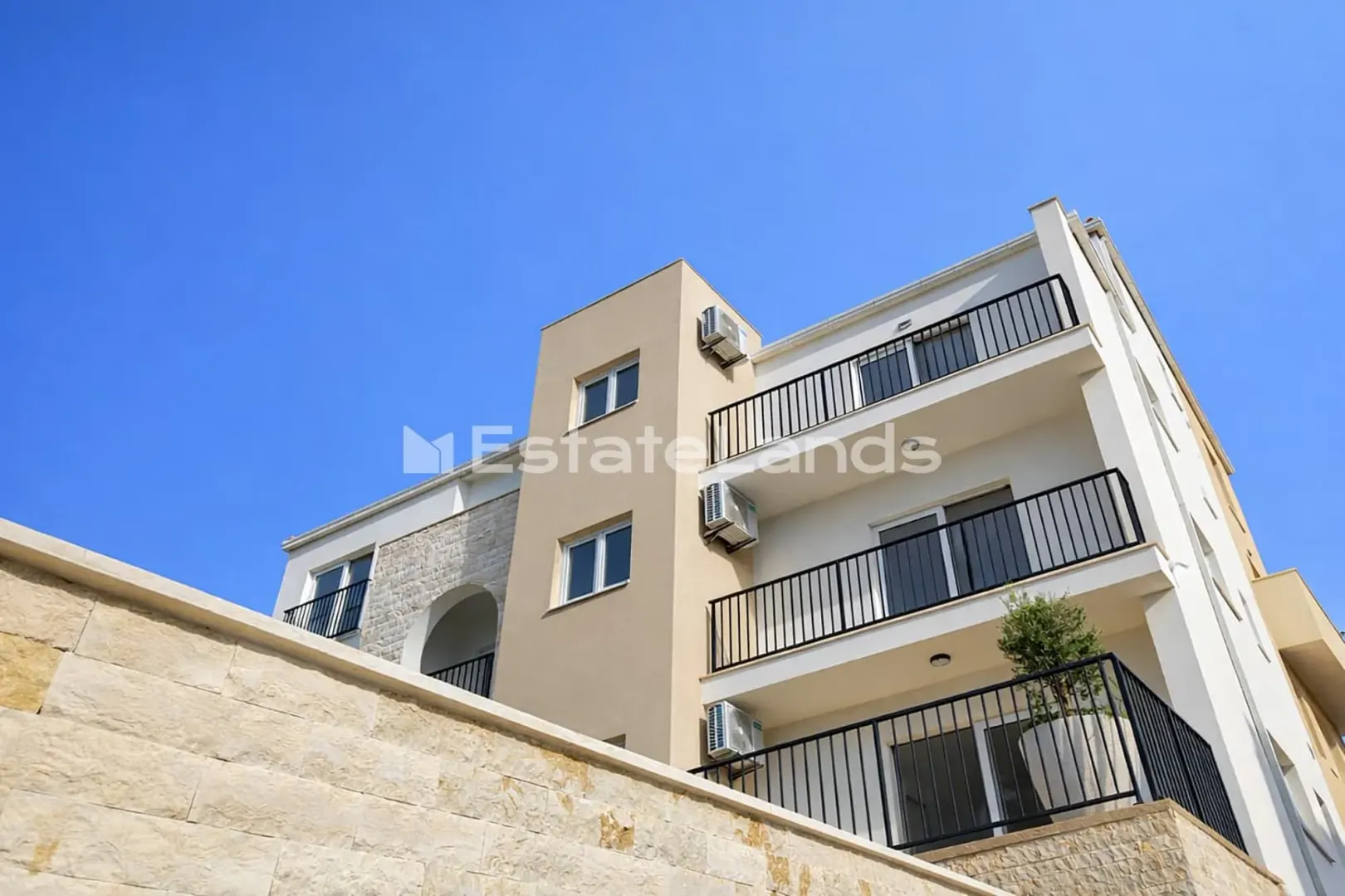 Prodaja, jednosoban stan, 55m², Sutomore, Bar