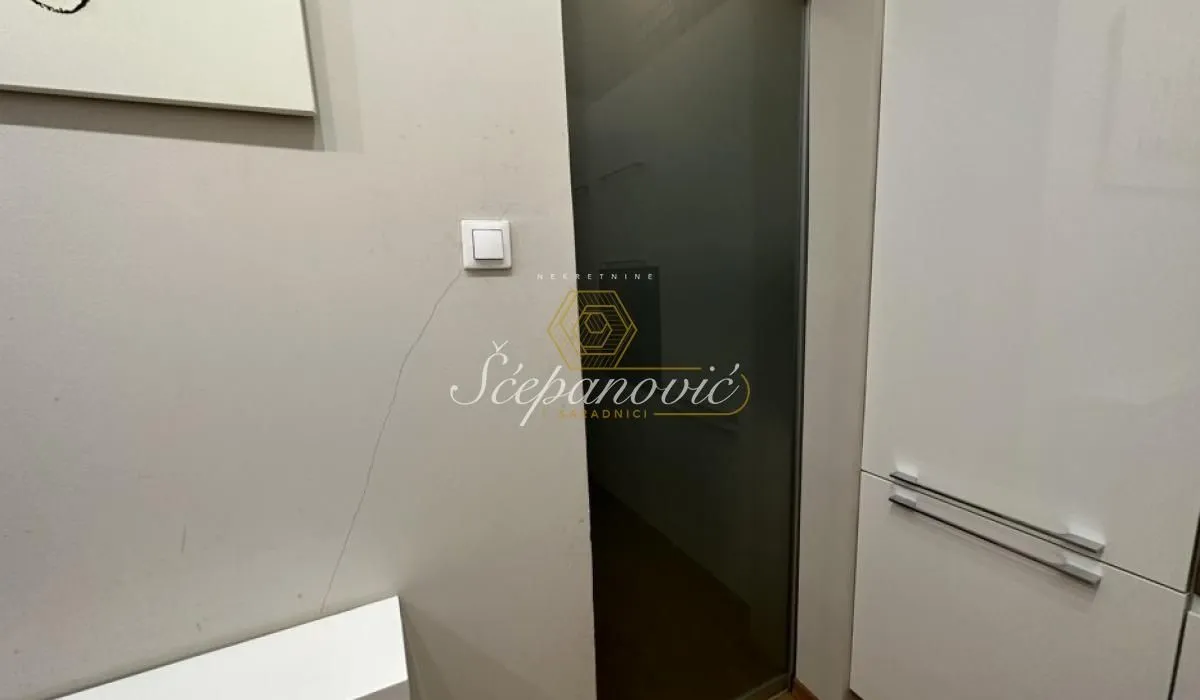 Prodaja, trosoban stan, 102m², Liman 3, Novi Sad Sve Podlokacije