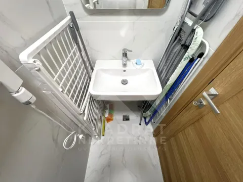 Izdavanje, dvosoban stan, 61m², Tološi, Podgorica - image 13