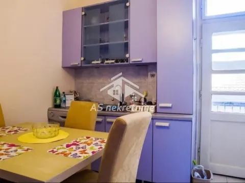 Rent, two bedroom apartment, 65m², Stari Grad, Beograd - image 6