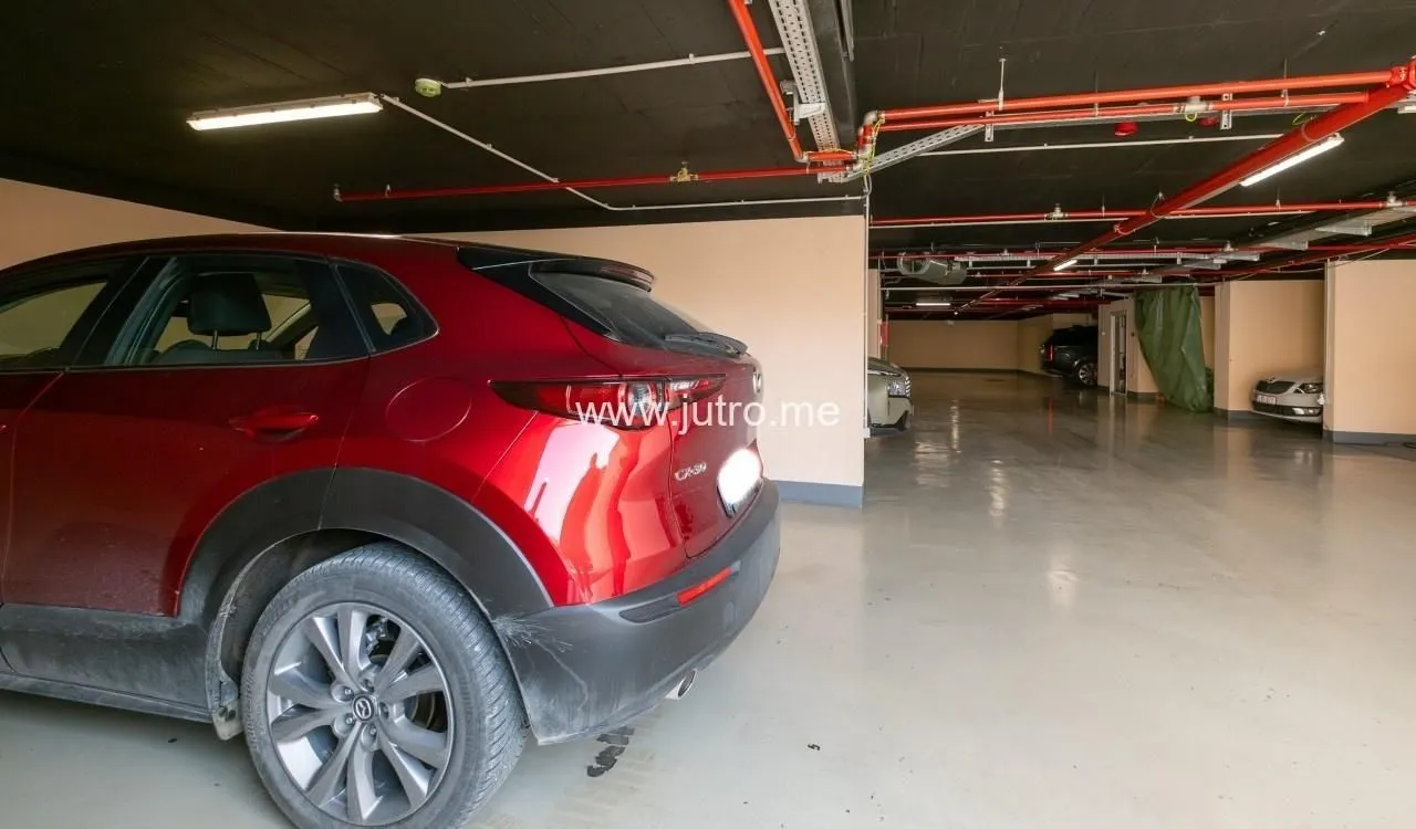 Prodaja, dvosoban stan, 103m², Centar, Tivat