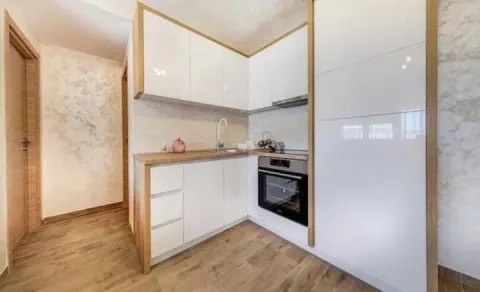 Izdavanje, jednosoban stan, 40m², Pobrežje, Podgorica - image 2