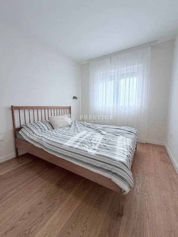 Izdavanje, jednosoban stan, 39m², Pobrežje, Podgorica