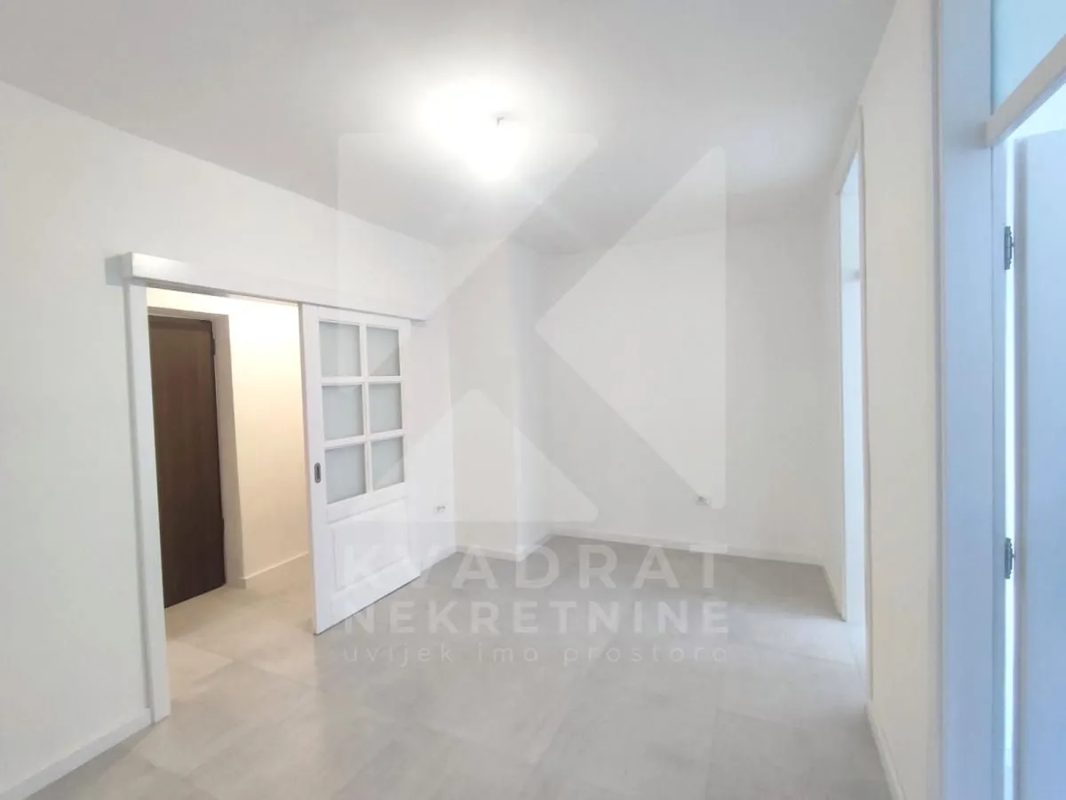 Rent, office space, 50m², Preko Morače, Podgorica