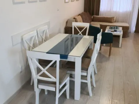 Rent, two bedroom apartment, 80m², Centar, Tivat