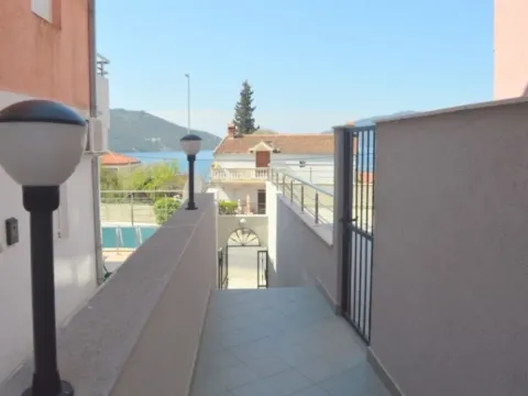Izdavanje, dvosoban stan, 70m², Kumbor, Herceg Novi - image 11