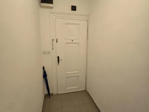 Prodaja, trosoban stan, 72m², Kotor, Crna Gora - image 11