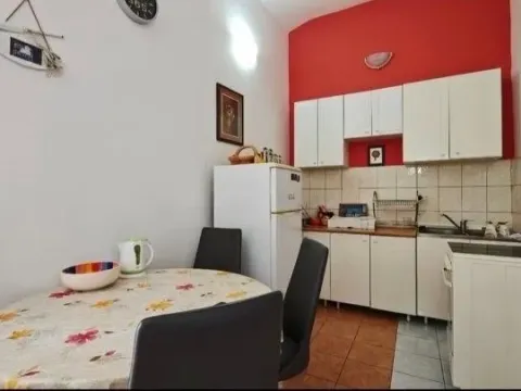 Sale, one bedroom apartment, 44m², Rafailovići, Budva - image 6