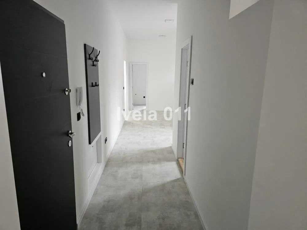 Prodaja, četvorosoban stan, 120m², Vračar Sve Podlokacije, Beograd