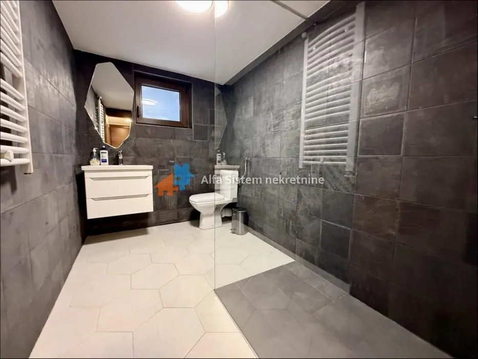 Rent, house, 250m², Višnjička Banja, Palilula Sve Podlokacije