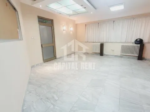 Izdavanje, poslovni prostor, 35m², Stari Grad, Beograd