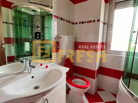 Izdavanje, jednosoban stan, 53m², Pobrežje, Podgorica - image 8