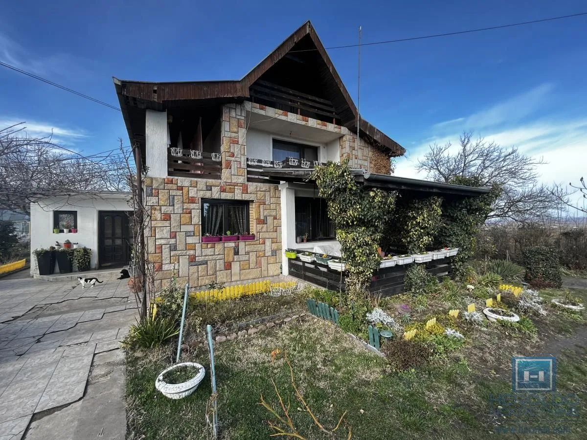 Sale, house, 218m², Budžino brdo, Jagodina