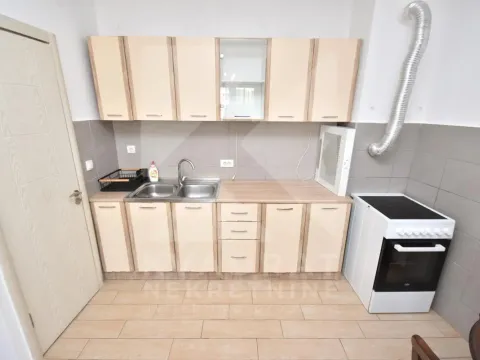 Izdavanje, jednosoban stan, 46m², 1 maj, Podgorica - image 4