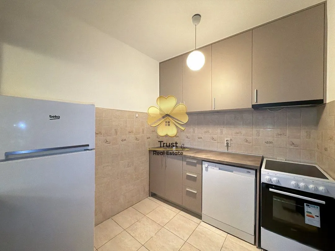 Izdavanje, jednosoban stan, 60m², Blok 5, Podgorica
