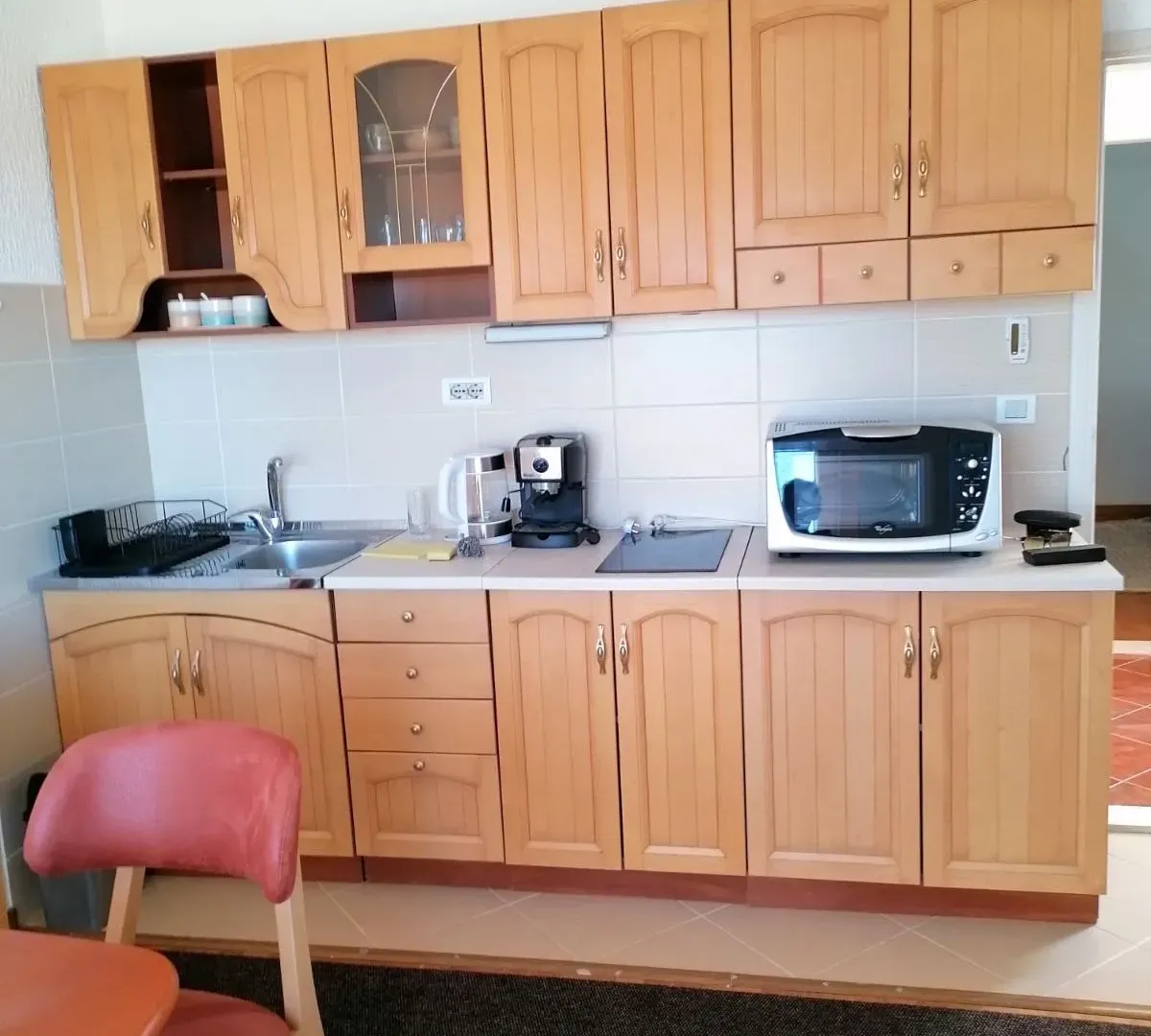 Izdavanje, jednosoban stan, 52m², Donja Lastva, Tivat