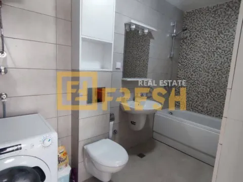 Izdavanje, dvosoban stan, 81m², Ljubović, Podgorica - image 13