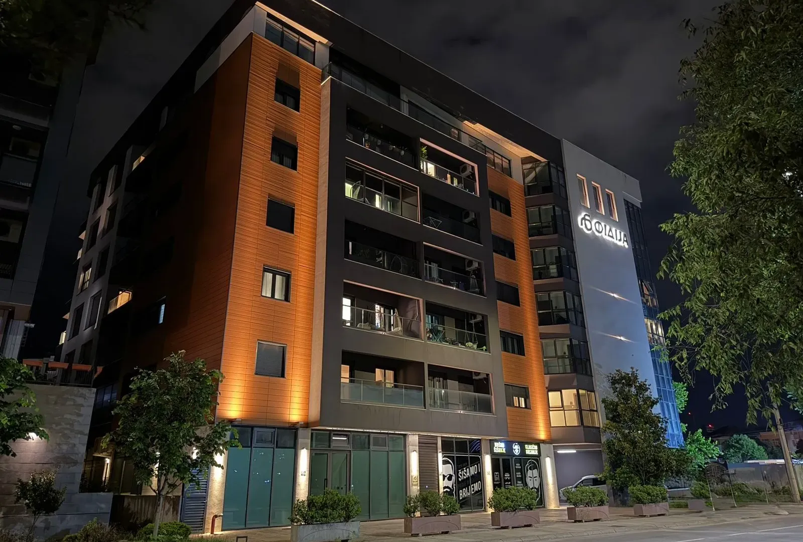 Prodaja, dvosoban stan, 78m², Vezirov Most, Podgorica