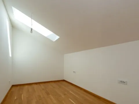 Izdavanje, trosoban stan, 113m², Zabjelo, Podgorica - image 6