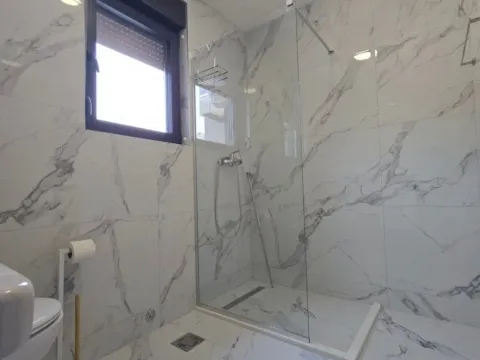 Rent, two bedroom apartment, 66m², Momišići, Podgorica - image 12