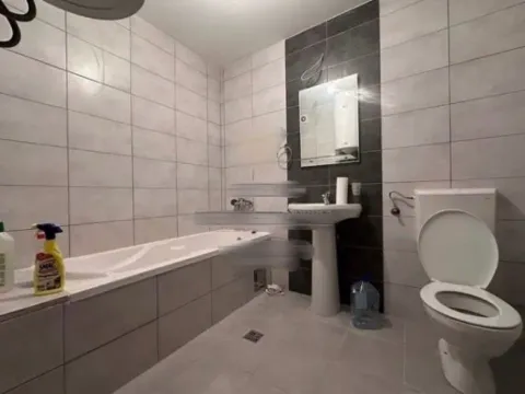 Prodaja, dvosoban stan, 72m², Podgorica, Crna Gora - image 5