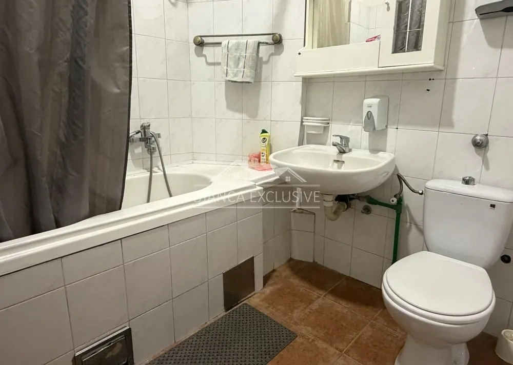 Prodaja, trosoban stan, 101m², Kosančićev Venac, Beograd