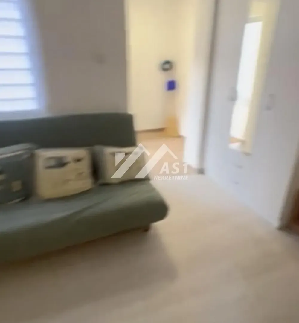 Rent, apartment, 26m², Adamovićevo Naselje, Novi Sad Sve Podlokacije