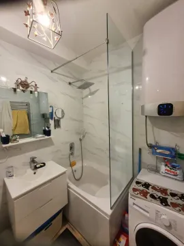 Sale, one bedroom apartment, 51m², Bečići, Budva - image 9