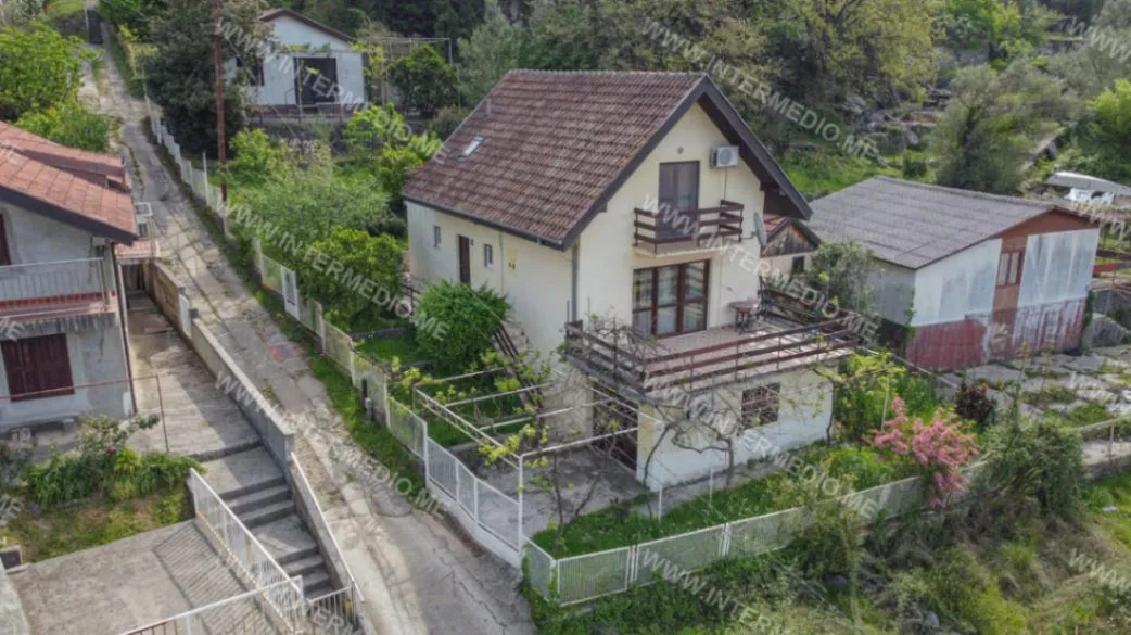Prodaja, kuća, 150m², Igalo, Herceg Novi