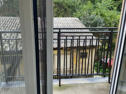 Izdavanje, trosoban stan, 64m², Zemun Centar, Zemun Sve Podlokacije - image 11