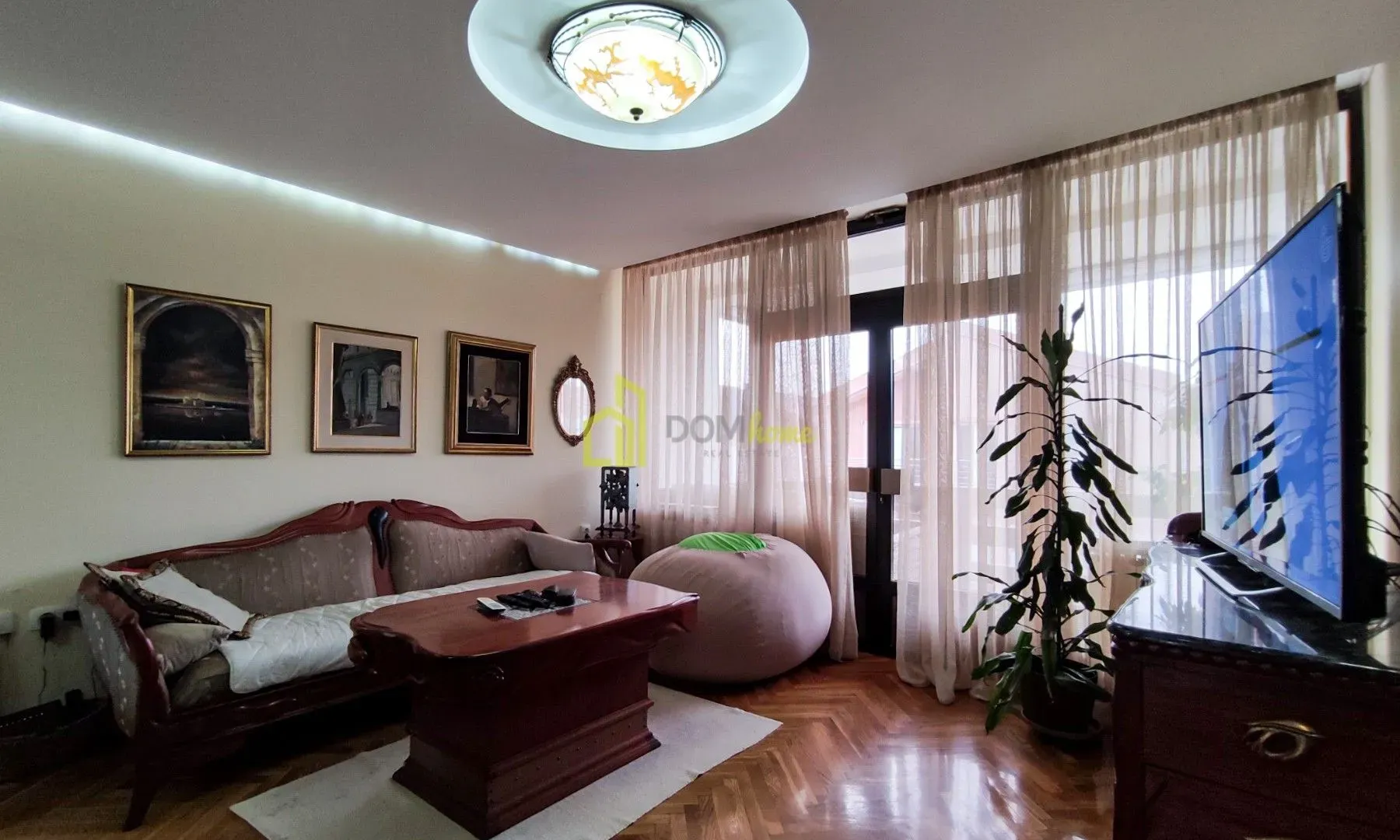 Sale, house, 405m², Stari Aerodrom, Podgorica